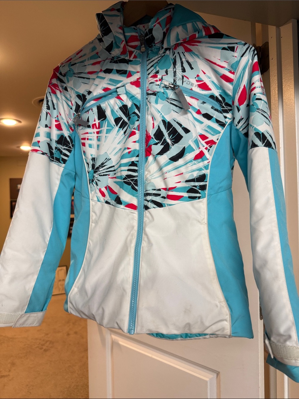 Spyder girls size 16 Teal, White & Pink Patterned Ski Jacket